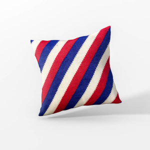 coussin flag par serialknitter paris