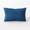 Coussin Carpes - SerialKnitter Paris - Concept original tricot made in France